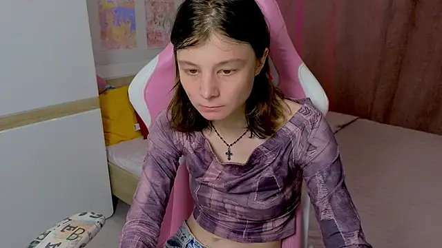 Snapshot of EllinEverly chatting on June 2026 09:53:02 PM EllinEverly online show from June 2026 09:53:02 PM