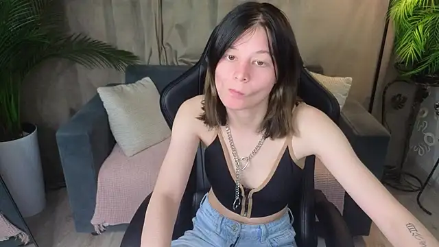 EllinEverly online show from May 2026 09:57:01 PM