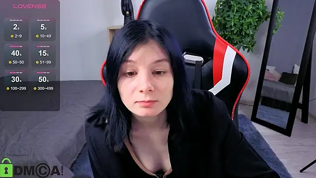 EllinEverly online show from November 2025 09:29:01 PM