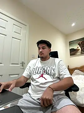 mixedcouplee69 online show from November 2025 06:24:02 PM