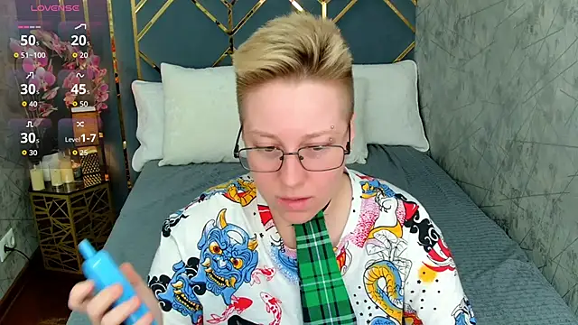AlexandraGreen online show from September 2025 09:07:01 PM