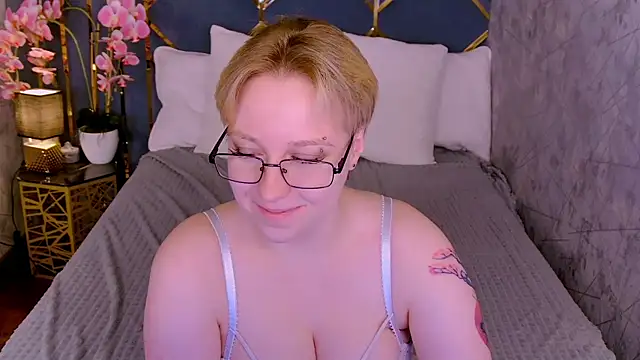 AlexandraGreen online show from April 2026 06:10:01 PM