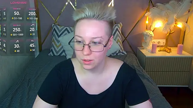 AlexandraGreen online show from November 2025 04:28:01 PM