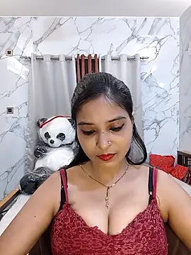 QUEEN-ADITI online show from April 2026 06:25:02 PM