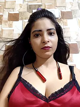 QUEEN-ADITI online show from October 2025 04:08:01 PM