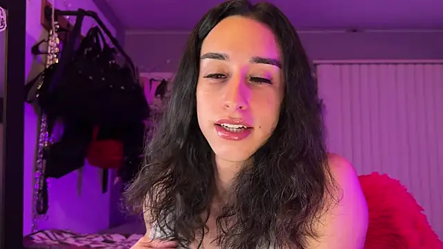 xoFrankie online show from February 2026 06:00:02 AM