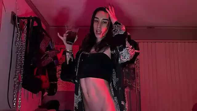 xoFrankie online show from March 2026 05:08:02 AM