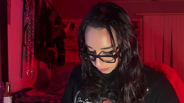 xoFrankie online show from March 2026 07:33:01 AM