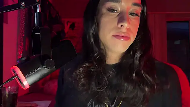 xoFrankie online show from April 2026 02:36:02 AM