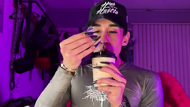 xoFrankie online show from February 2026 06:13:01 AM