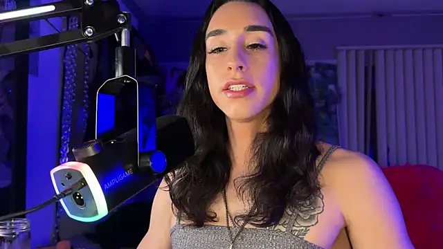 xoFrankie online show from April 2026 03:19:01 AM