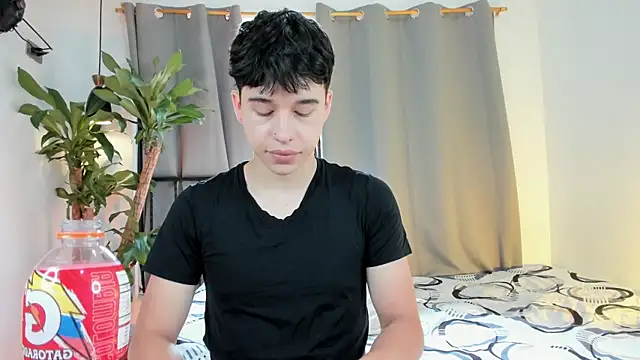 mrhot night online show from June 2026 08:25:01 PM