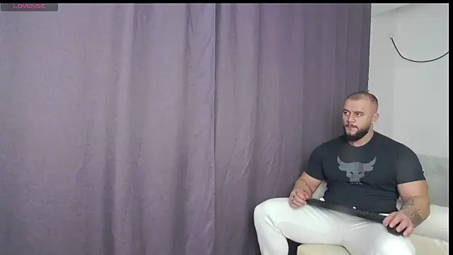 RickyMiami1 online show from December 2025 07:29:01 PM