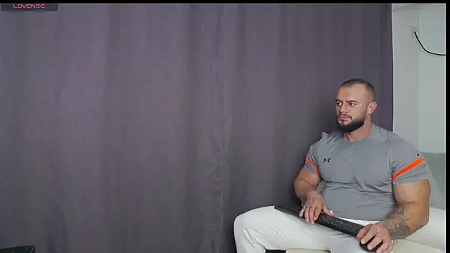 Snapshot of RickyMiami1 chatting on September 2025 06:48:02 PM RickyMiami1 online show from September 2025 06:48:02 PM