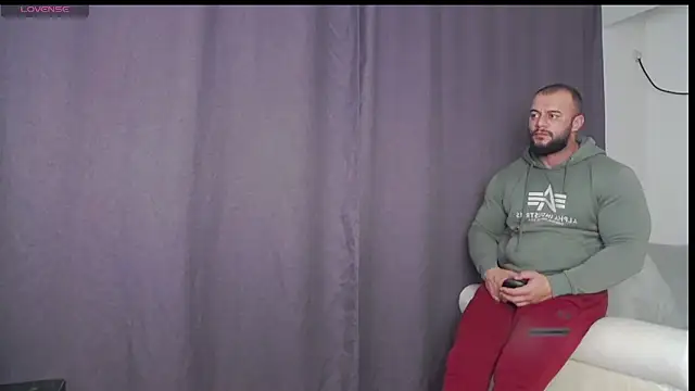 Snapshot of RickyMiami1 chatting on October 2025 07:04:02 PM RickyMiami1 online show from October 2025 07:04:02 PM