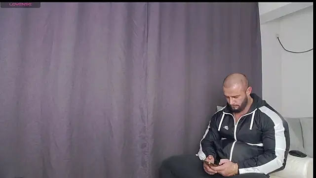 RickyMiami1 online show from November 2025 05:06:02 PM