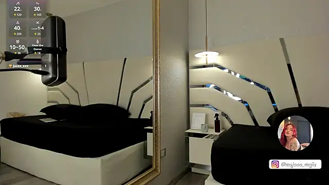 Julieth Rojas online show from September 2025 04:33:01 AM