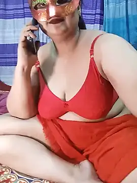 Snapshot of Tanisha-Chy chatting on May 2026 06:50:01 PM Tanisha-Chy online show from May 2026 06:50:01 PM