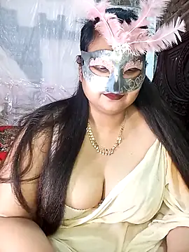 Tanisha-Chy online show from November 2025 06:00:02 PM