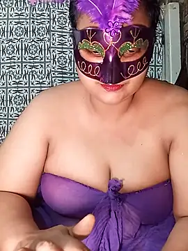 Snapshot of Tanisha-Chy chatting on July 2026 07:09:01 PM Tanisha-Chy online show from July 2026 07:09:01 PM
