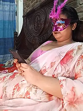 Snapshot of Tanisha-Chy chatting on July 2026 05:58:02 PM Tanisha-Chy online show from July 2026 05:58:02 PM