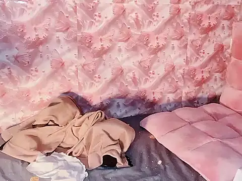 Miumiu028 online show from November 2025 04:07:01 AM