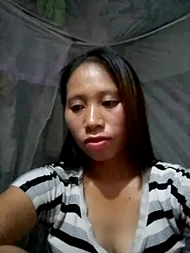 Snapshot of laveder-00 chatting on September 2025 05:40:02 PM laveder-00 online show from September 2025 05:40:02 PM