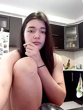 Albi Glow online show from December 2025 10:42:02 AM