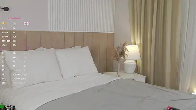 SaraHearts online show from September 2025 01:31:02 AM