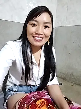 susu-00 online show from September 2025 12:01:02 PM