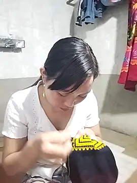 susu-00 online show from September 2025 02:56:02 PM