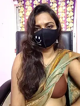 Snapshot of cutie_pei002 chatting on February 2026 07:17:02 AM cutie pei002 online show from February 2026 07:17:02 AM