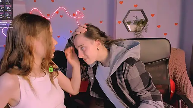 khloebeauty online show from March 2026 08:16:01 PM