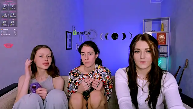 khloebeauty online show from December 2025 10:47:01 PM