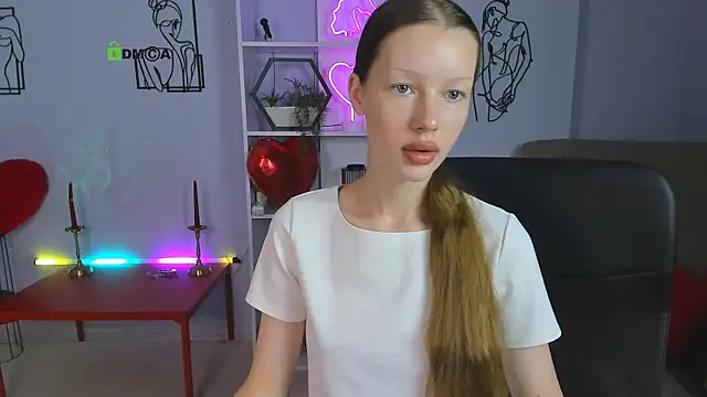 Snapshot of khloebeauty chatting on September 2025 05:53:02 AM khloebeauty online show from September 2025 05:53:02 AM