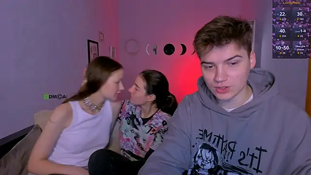 Snapshot of khloebeauty chatting on November 2025 08:35:01 PM khloebeauty online show from November 2025 08:35:01 PM