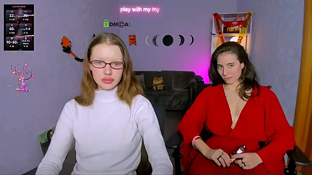 Snapshot of khloebeauty chatting on October 2025 08:10:01 PM khloebeauty online show from October 2025 08:10:01 PM