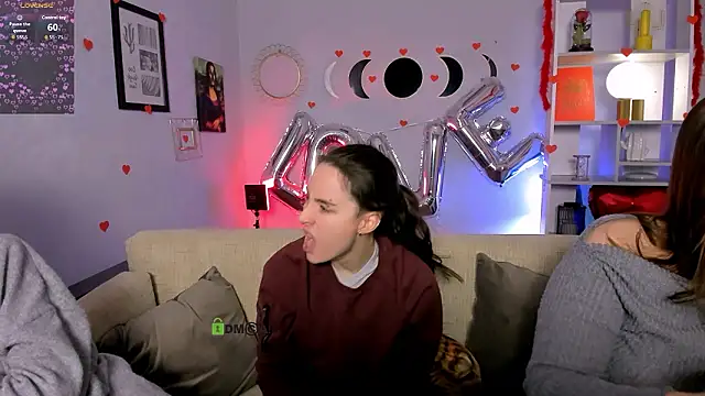 khloebeauty online show from February 2026 08:28:02 PM