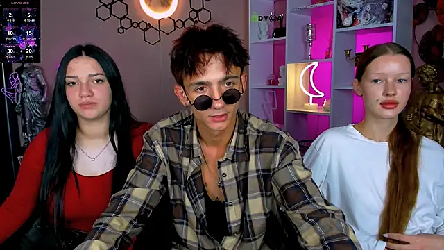 Snapshot of khloebeauty chatting on September 2025 08:13:01 PM khloebeauty online show from September 2025 08:13:01 PM