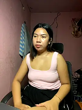 Snapshot of aniya_04 chatting on September 2025 10:43:02 AM aniya 04 online show from September 2025 10:43:02 AM