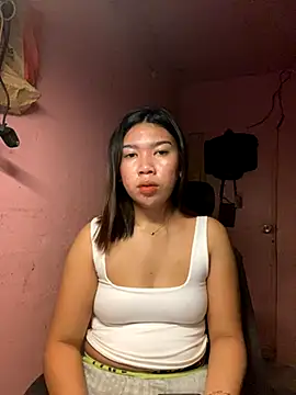 Snapshot of aniya_04 chatting on October 2025 01:54:02 PM aniya 04 online show from October 2025 01:54:02 PM