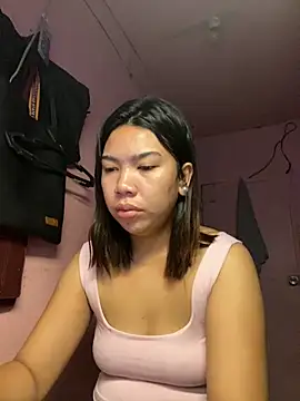 Snapshot of aniya_04 chatting on October 2025 10:44:01 PM aniya 04 online show from October 2025 10:44:01 PM