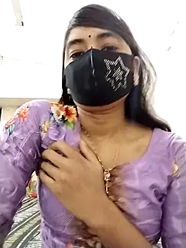 Puja-Rane online show from December 2025 03:30:02 AM