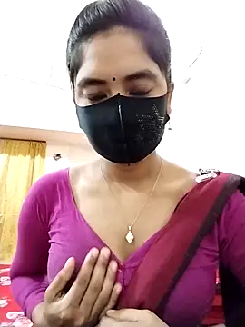 Snapshot of Puja-Rane chatting on April 2026 03:02:01 AM Puja-Rane online show from April 2026 03:02:01 AM