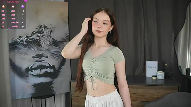 Snapshot of IsabellLongin chatting on September 2025 02:39:02 PM IsabellLongin online show from September 2025 02:39:02 PM