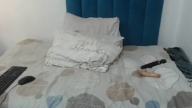 Bella 2025 online show from September 2025 06:58:02 PM