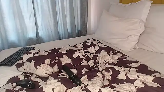 Bella 2025 online show from February 2026 08:06:01 AM