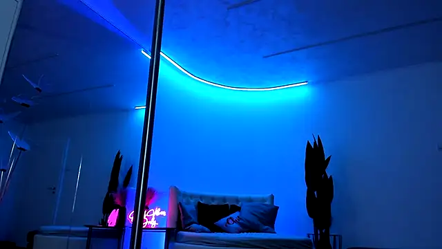 JessicaSky  online show from September 2025 05:19:02 PM