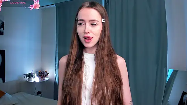 Chloeee4200 online show from March 2026 01:05:02 PM