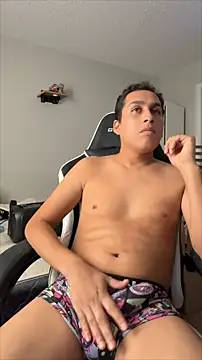 NoastOne13 online show from February 2026 07:24:01 PM